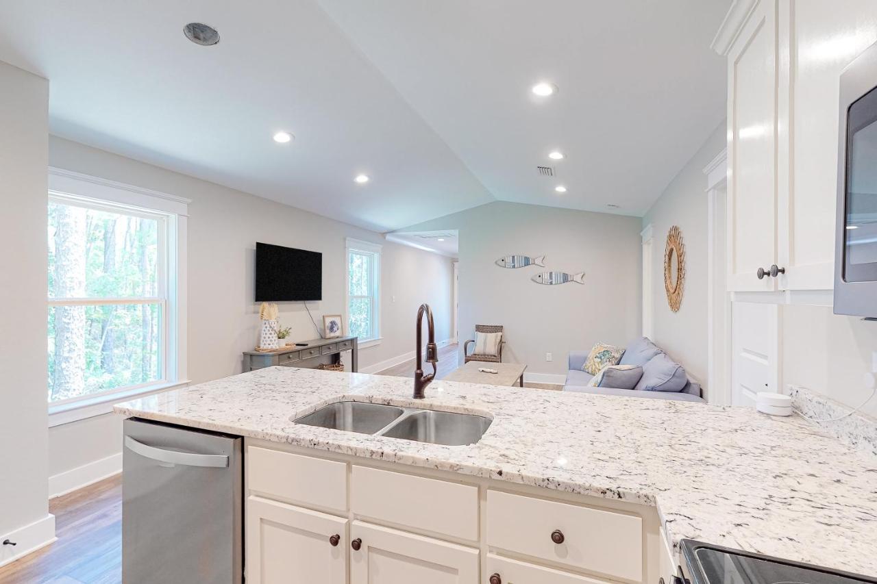 Beach Cottage East Dauphin Island Exterior photo